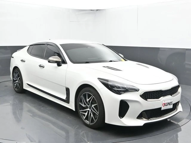 2023 Kia Stinger - Image 3 of 14