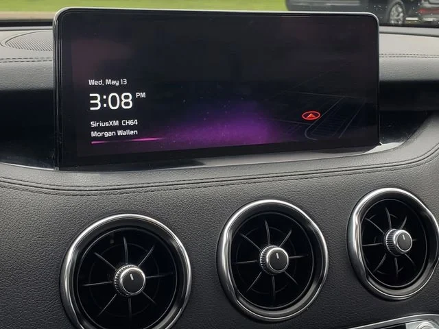 2023 Kia Stinger - Image 18 of 20