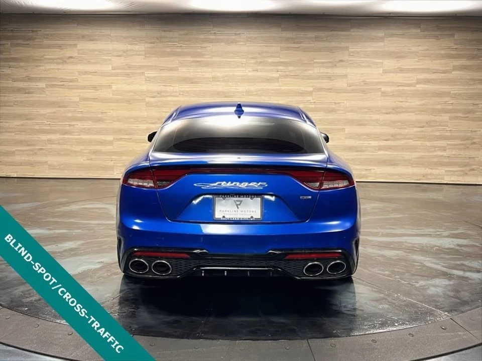 2023 Kia Stinger - Image 10 of 20