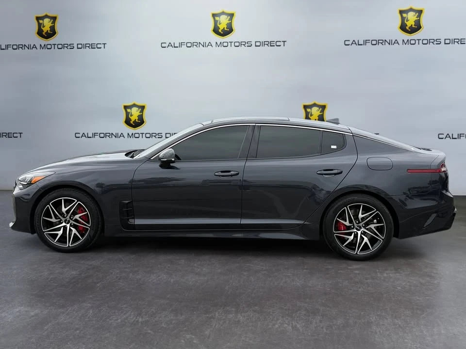 2023 Kia Stinger - Image 2 of 20
