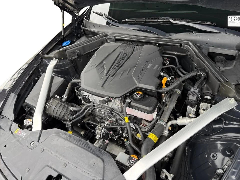 2023 Kia Stinger - Image 13 of 20
