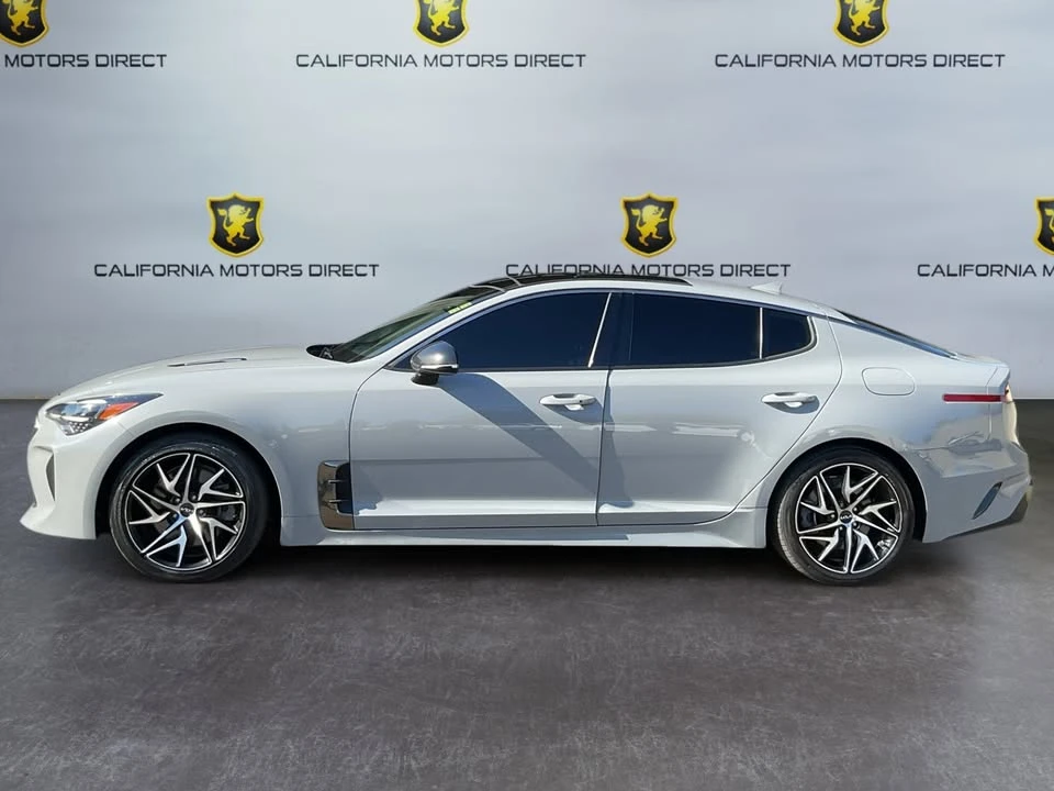 2023 Kia Stinger - Image 8 of 20