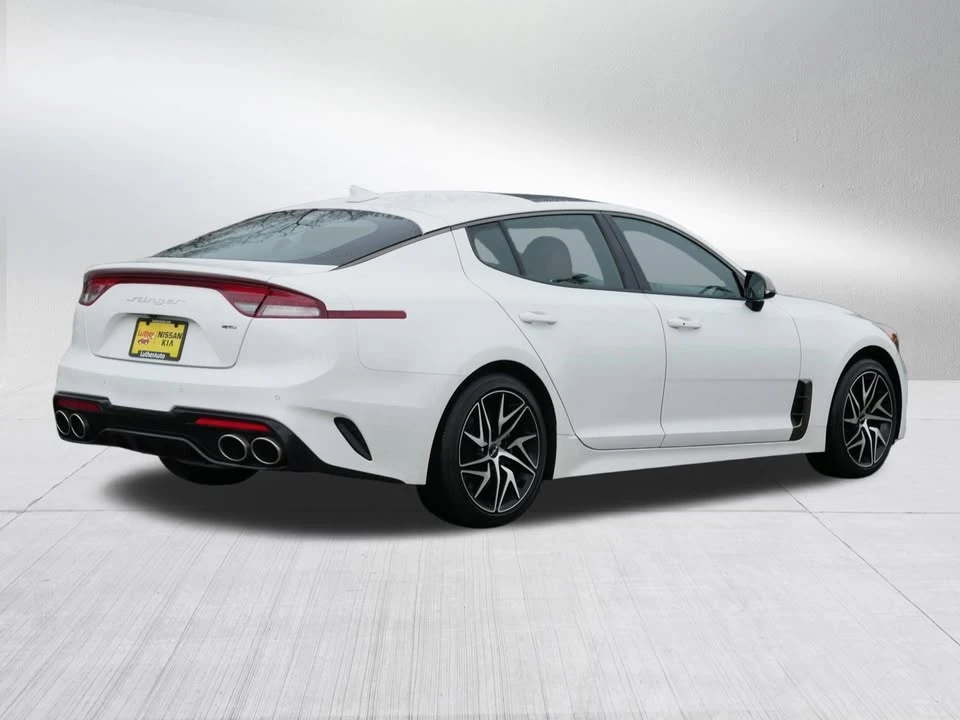 2023 Kia Stinger - Image 6 of 19