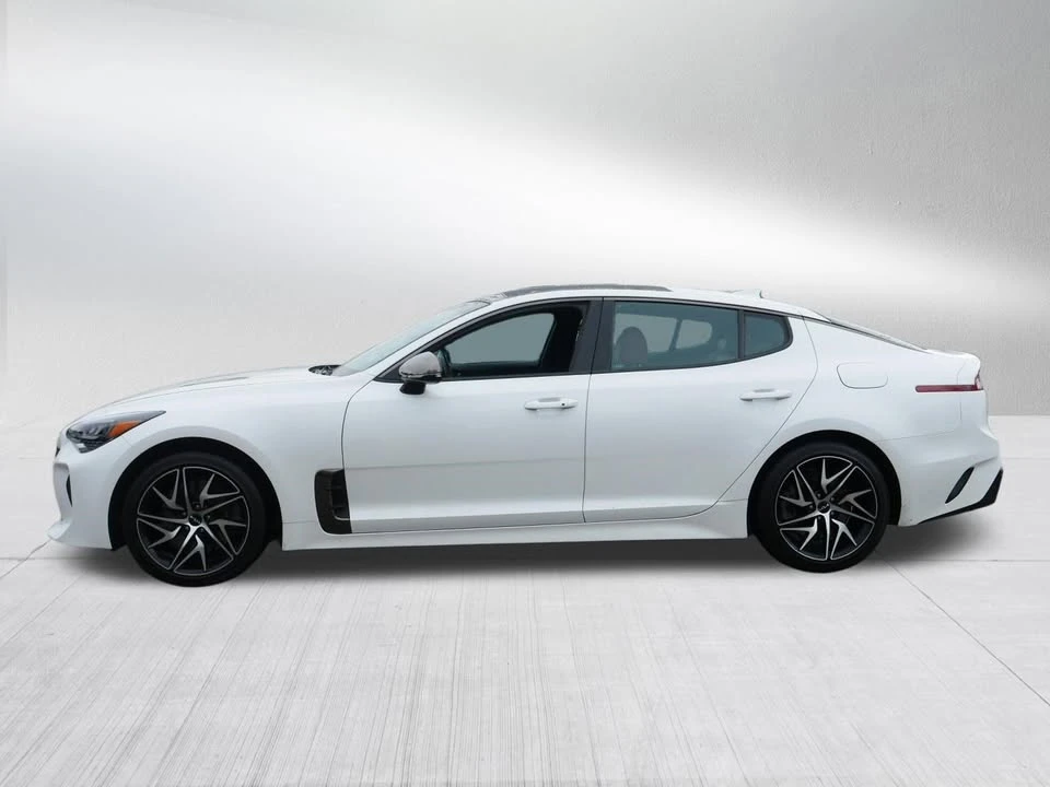 2023 Kia Stinger - Image 3 of 19