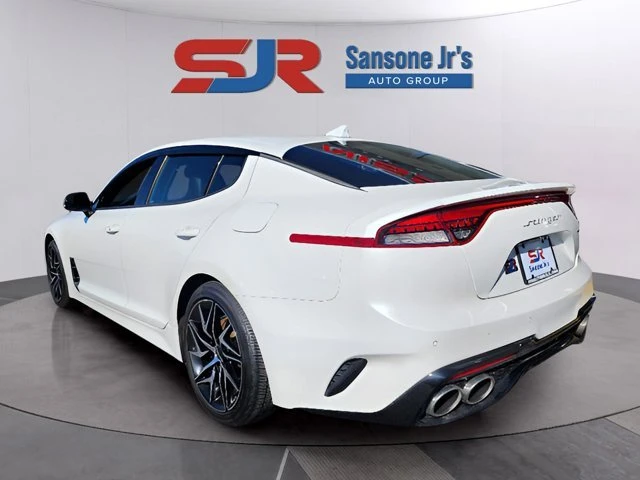 2023 Kia Stinger - Image 2 of 20