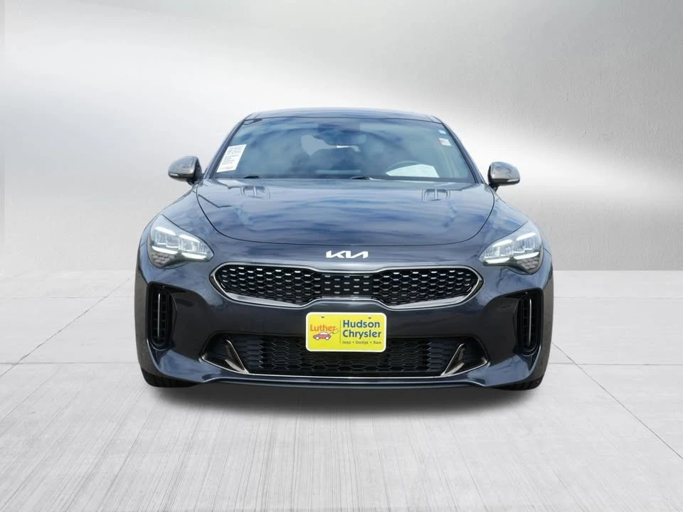 2023 Kia Stinger - Image 3 of 19