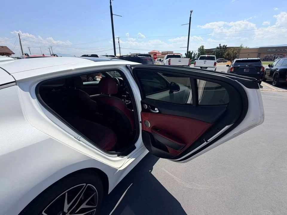 2023 Kia Stinger GT - Image 17 of 20