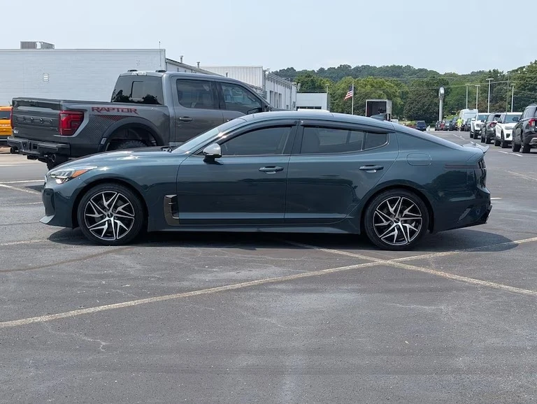 2023 Kia Stinger GT - Image 2 of 15
