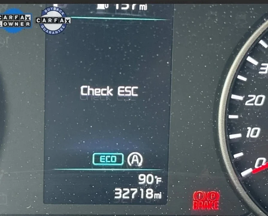 2023 Kia Stinger - Image 8 of 12