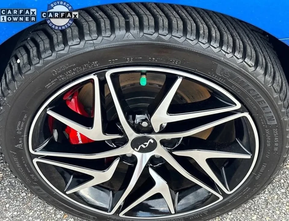 2023 Kia Stinger - Image 6 of 12