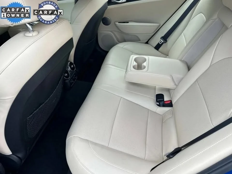2023 Kia Stinger - Image 10 of 12