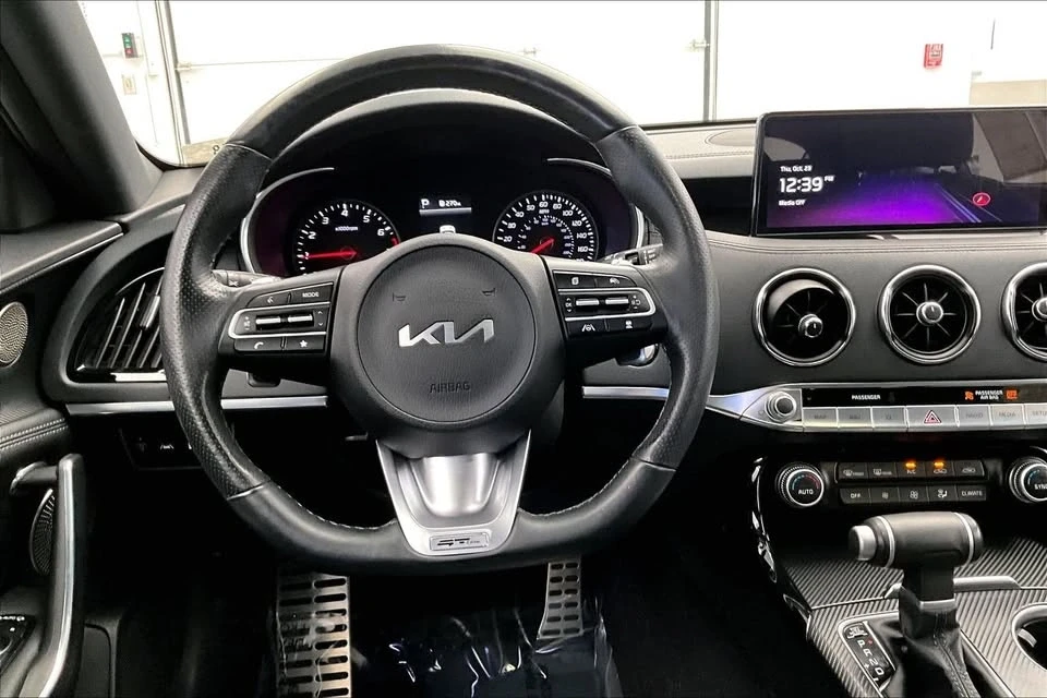 2023 Kia Stinger - Image 4 of 15