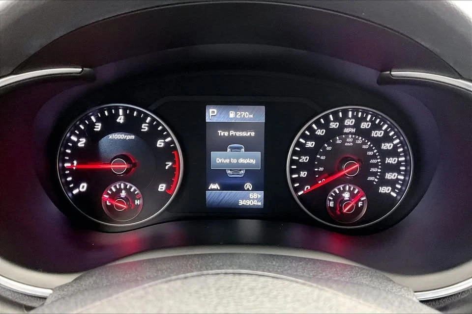 2023 Kia Stinger - Image 14 of 15