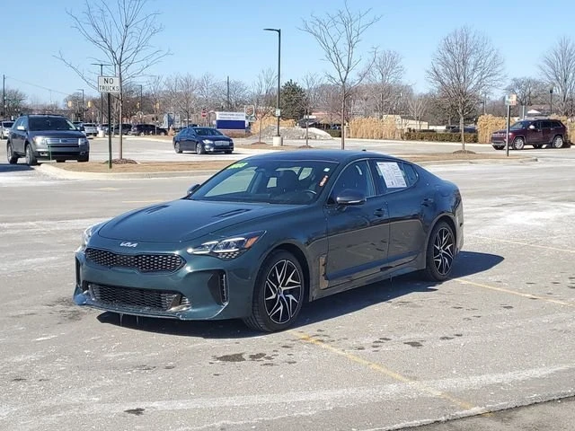 2023 Kia Stinger - Image 2 of 19