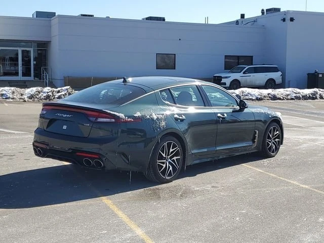2023 Kia Stinger - Image 4 of 19