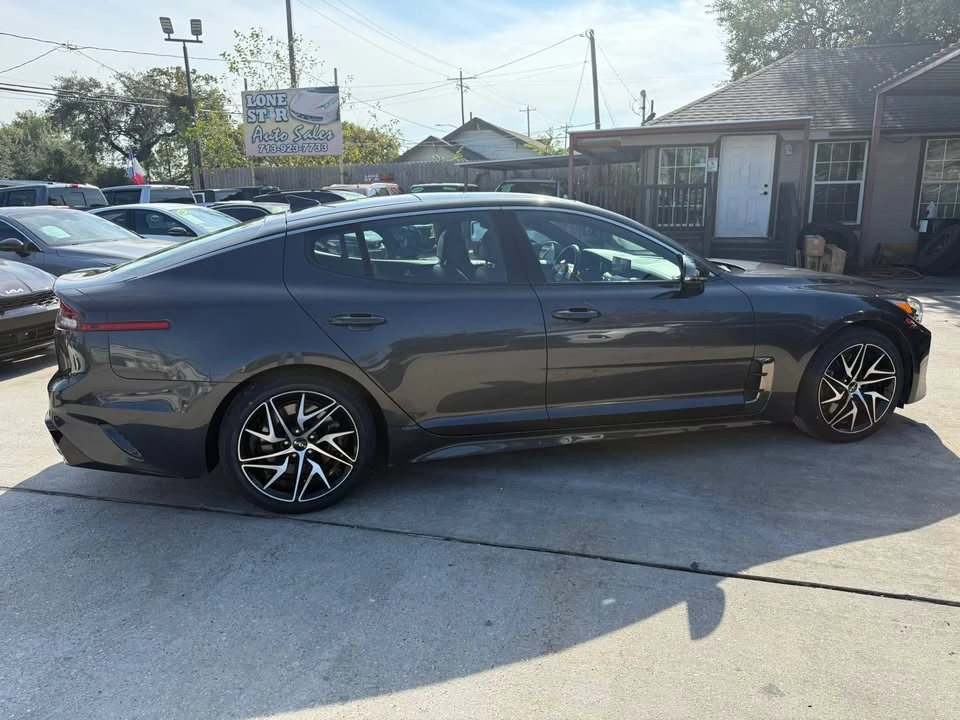 2023 Kia Stinger - Image 7 of 8