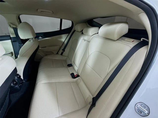 2023 Kia Stinger - Image 19 of 19