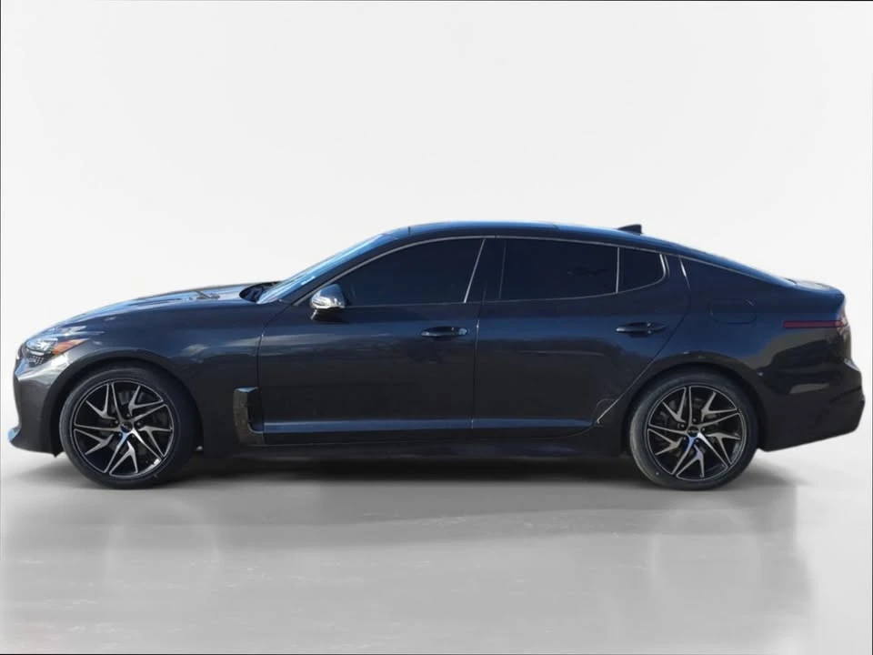 2023 Kia Stinger - Image 3 of 16