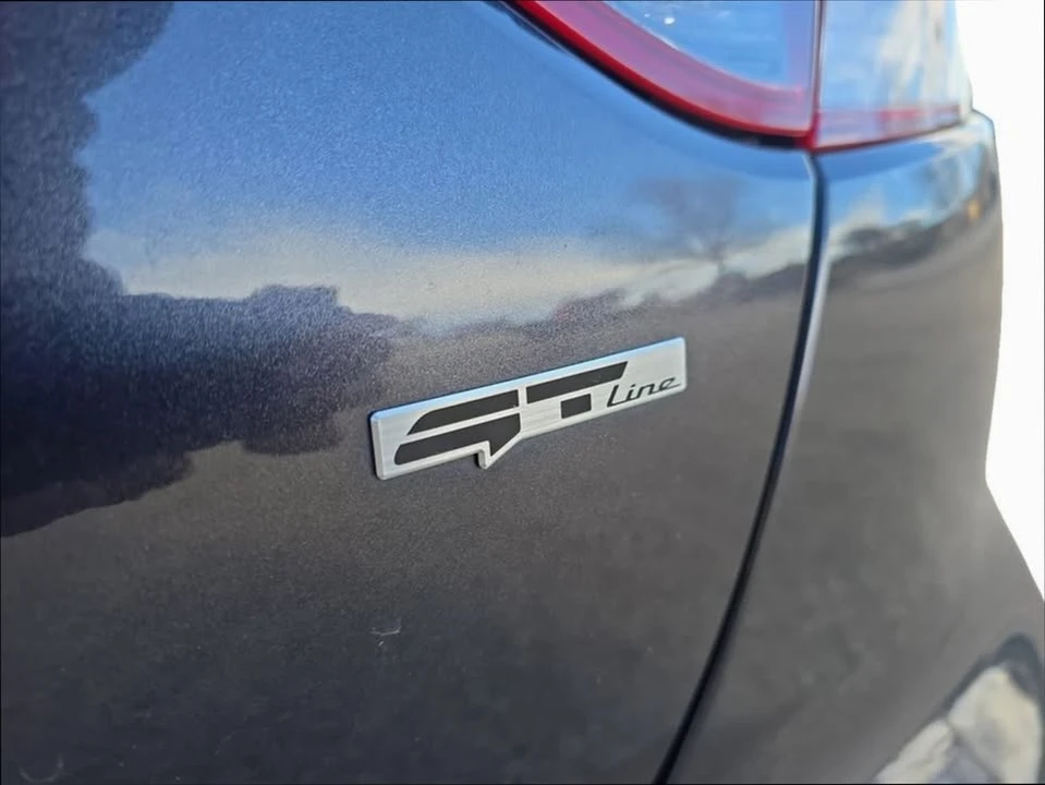 2023 Kia Stinger - Image 15 of 16