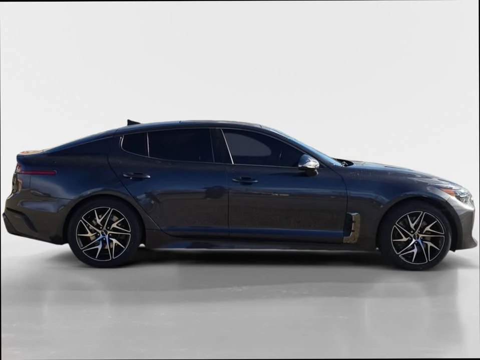 2023 Kia Stinger - Image 7 of 16