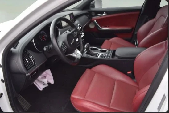 2023 Kia Stinger - Image 6 of 12