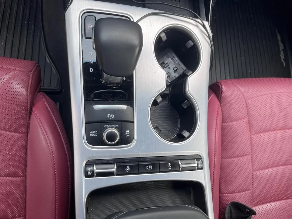 2023 Kia Stinger GT - Image 10 of 14
