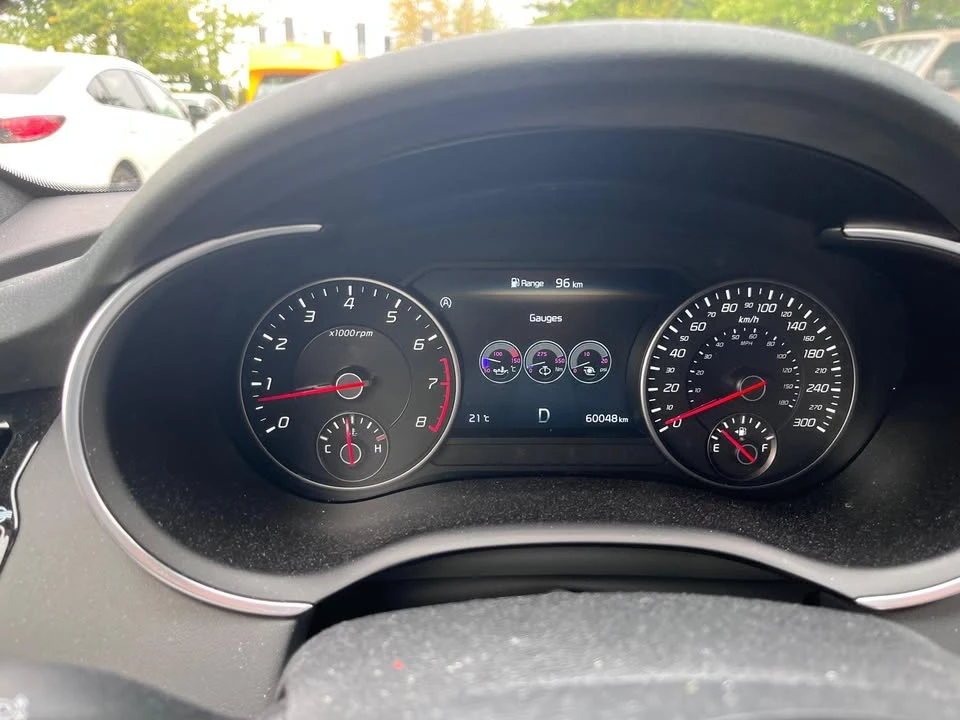 2023 Kia Stinger GT - Image 13 of 15