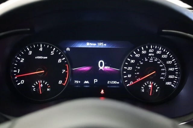 2023 Kia Stinger GT - Image 12 of 17
