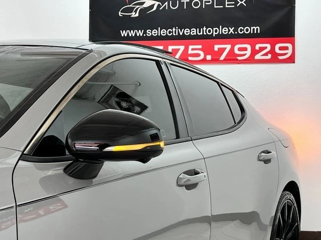 2023 Kia Stinger GT - Image 8 of 19