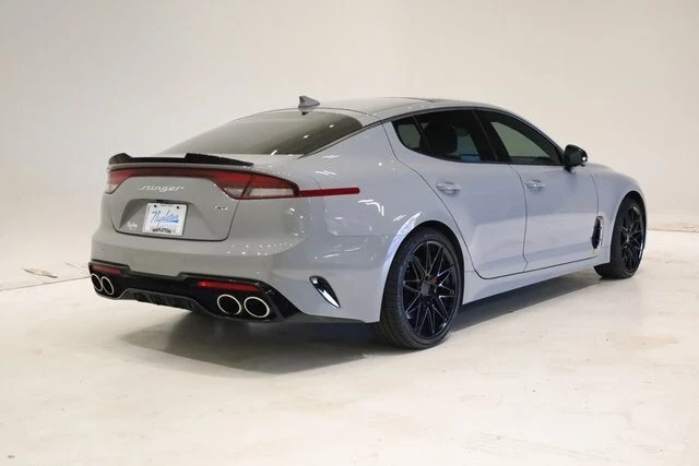 2023 Kia Stinger GT - Image 4 of 17