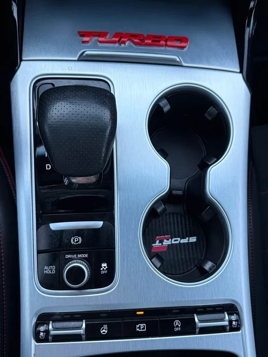2023 Kia Stinger GT - Image 10 of 16