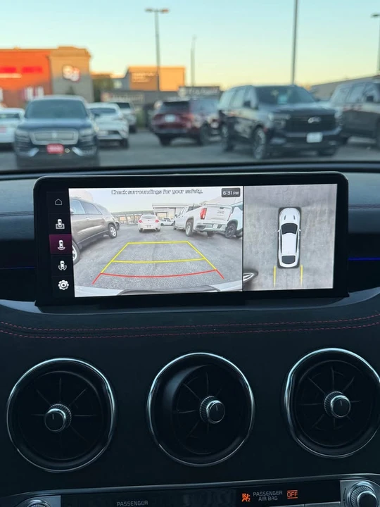 2023 Kia Stinger GT - Image 13 of 17
