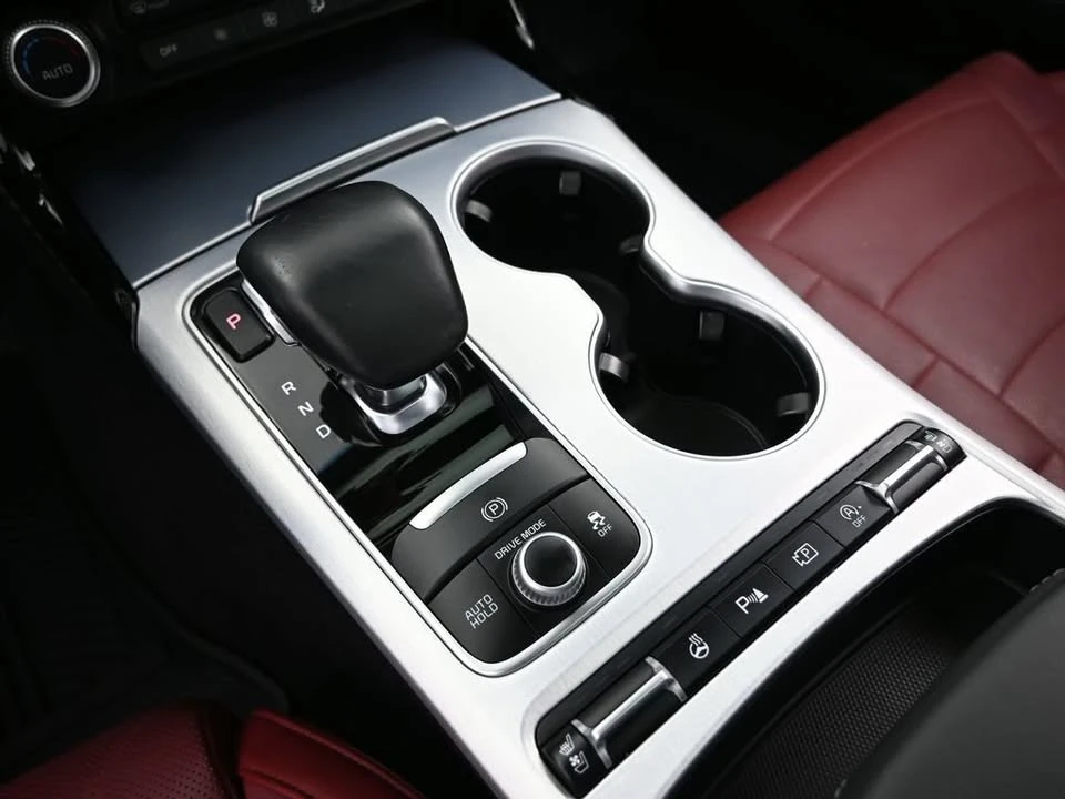 2023 Kia Stinger GT - Image 16 of 19