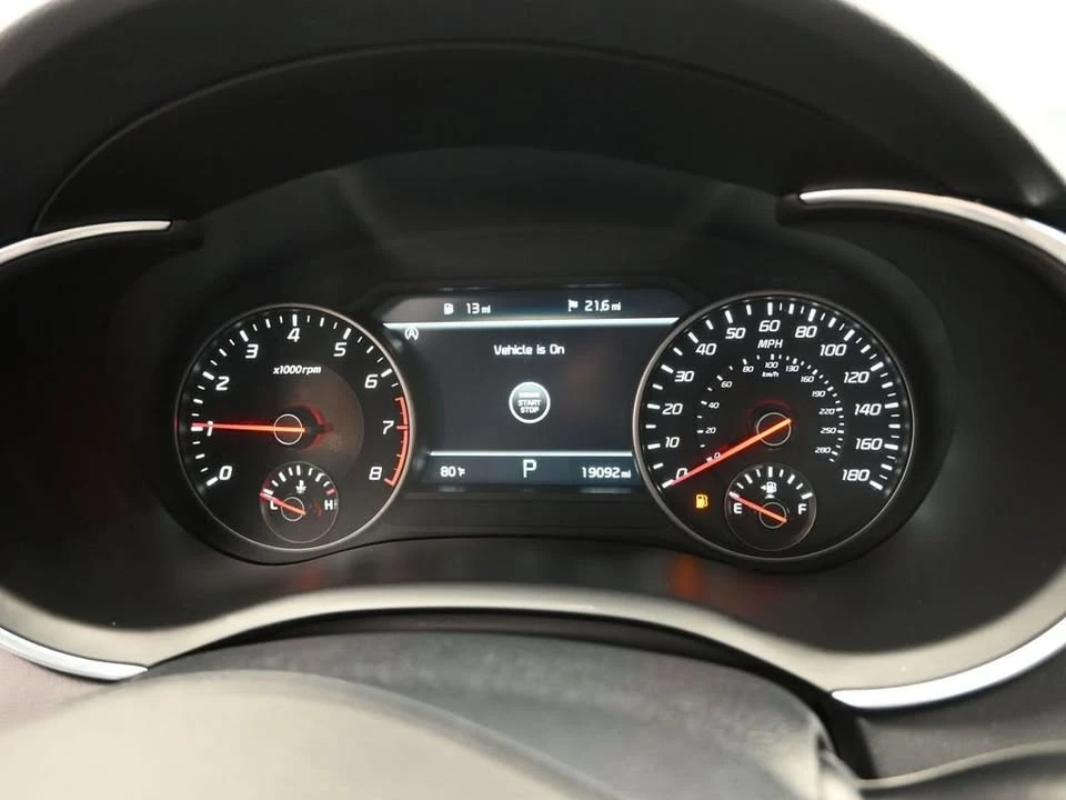2023 Kia Stinger GT - Image 12 of 19