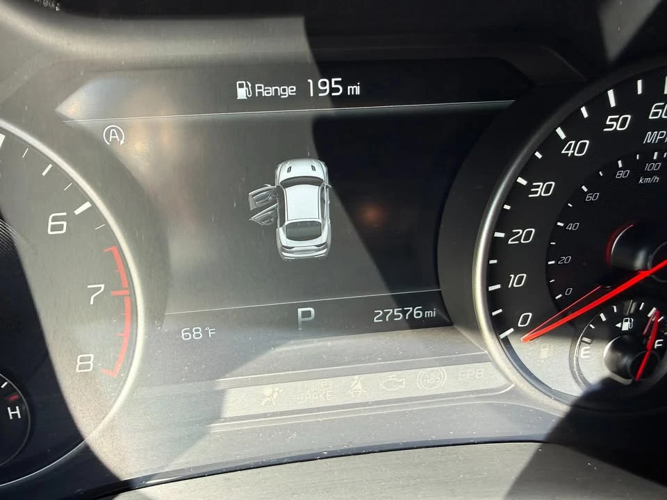 2023 Kia Stinger GT - Image 11 of 18