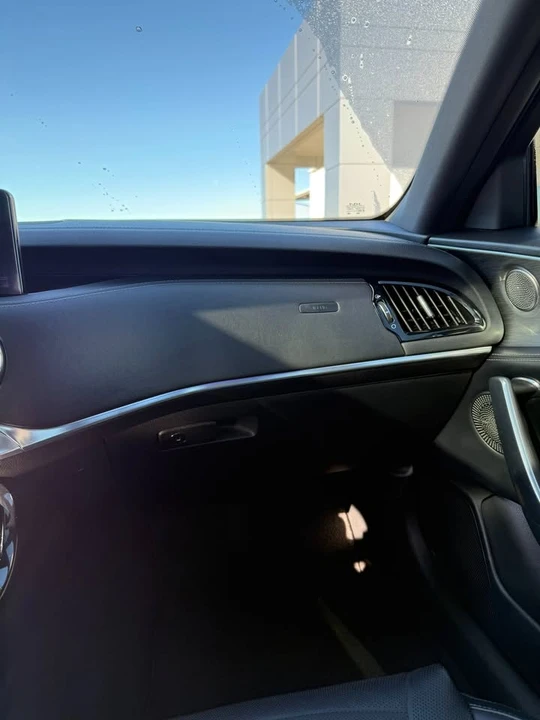 2023 Kia Stinger GT - Image 14 of 18
