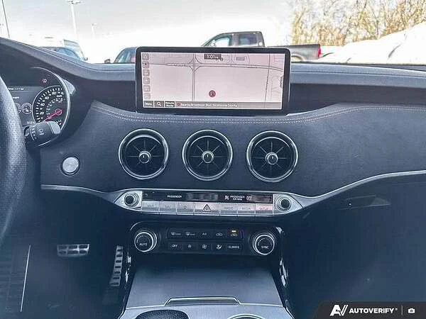 2023 Kia Stinger GT - Image 8 of 16