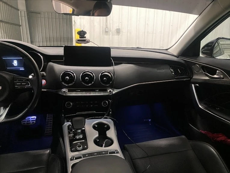 2023 Kia Stinger GT - Image 9 of 20