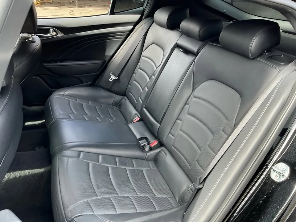 2023 Kia Stinger GT - Image 19 of 20
