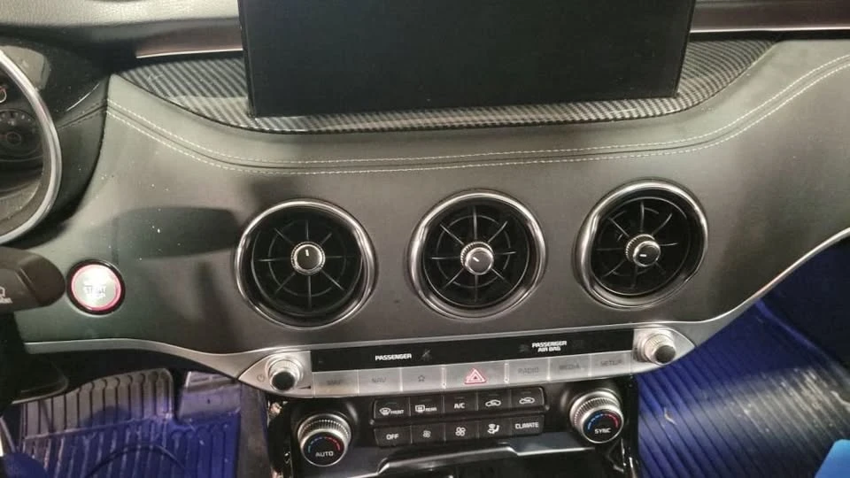 2023 Kia Stinger GT - Image 7 of 8