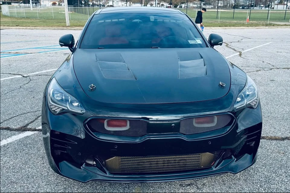 2023 Kia Stinger GT - Image 2 of 20