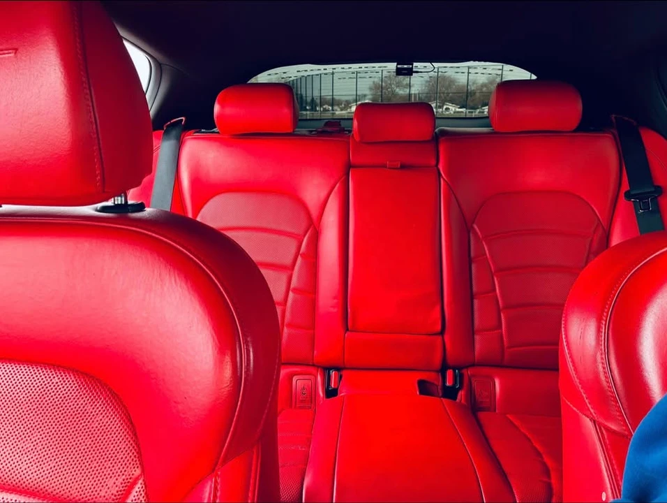 2023 Kia Stinger GT - Image 10 of 20