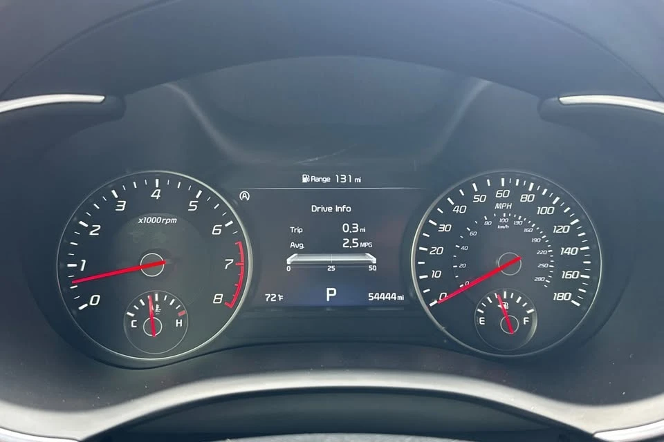2023 Kia Stinger GT - Image 9 of 13