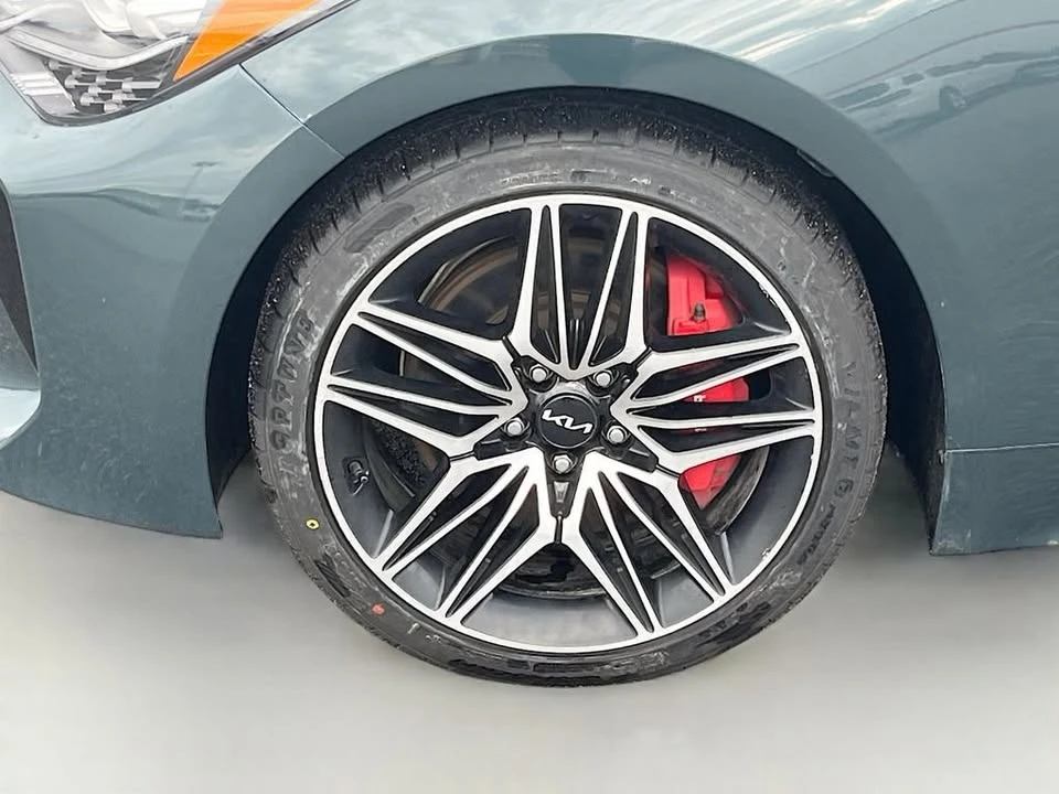 2023 Kia Stinger GT - Image 17 of 17
