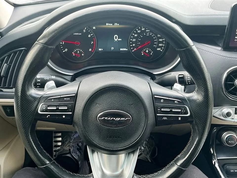 2023 Kia Stinger GT - Image 7 of 17