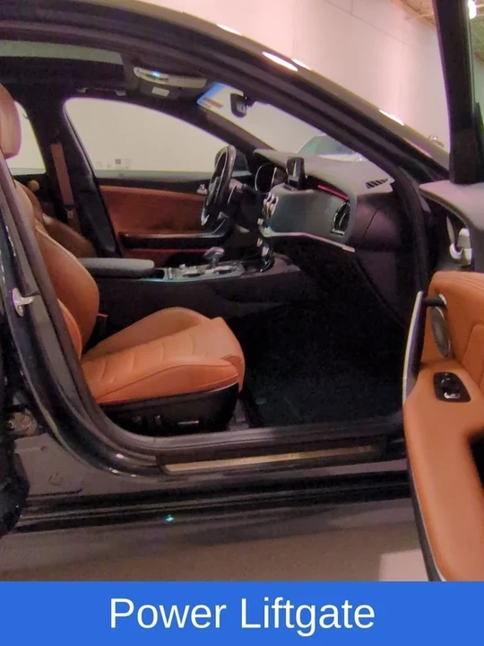 2023 Kia Stinger GT - Image 8 of 16