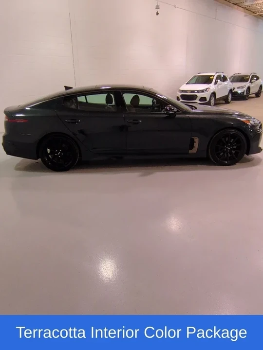 2023 Kia Stinger GT - Image 4 of 16