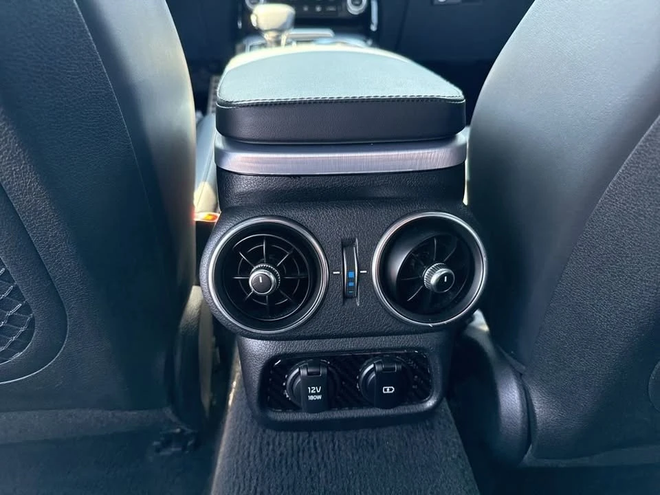 2023 Kia Stinger GT - Image 16 of 20