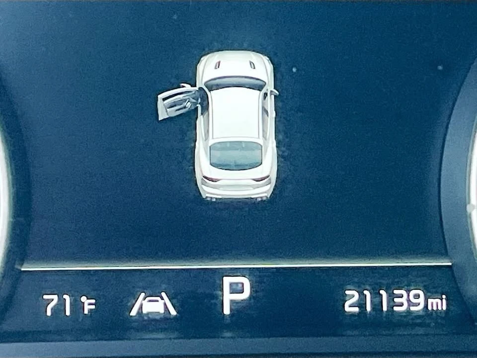 2023 Kia Stinger GT - Image 12 of 20