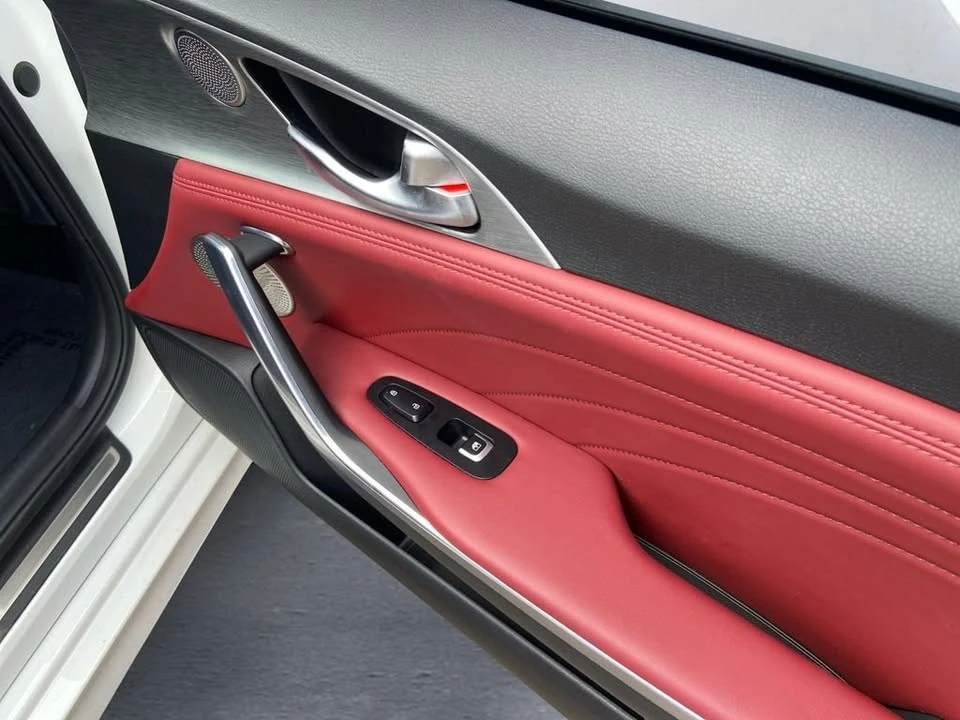2023 Kia Stinger GT - Image 12 of 15